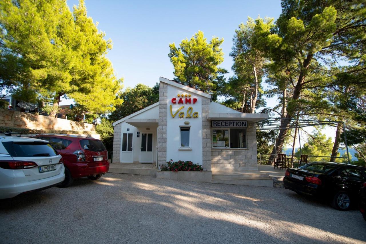 New Adria Mobile Home - Camp Vala オレビック エクステリア 写真